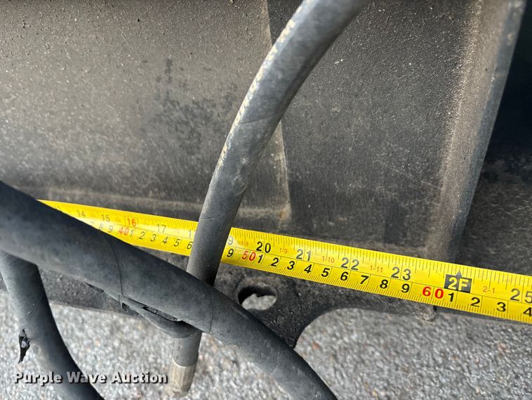 image for item FG1615 Compact utility loader 4-in-1 bucket