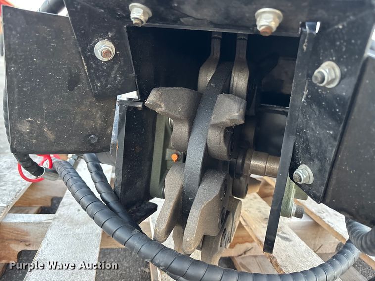 image for item FG1617 2025 GIYI GY–SZYMJ compact utility loader stump grinder