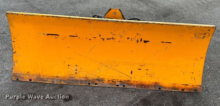 image for item FG1618 skid steer snow plow