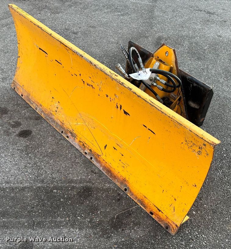 image for item FG1618 skid steer snow plow