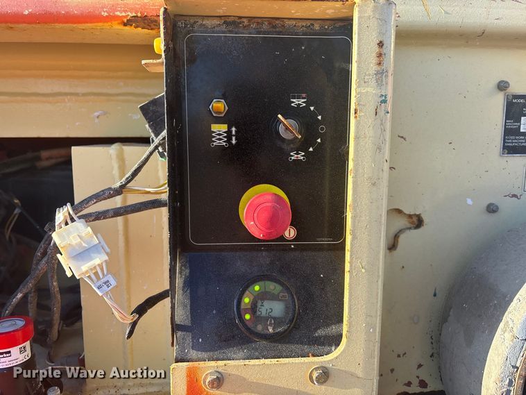 image for item FG1619 2016 JLG 1932 RS Scissor lift