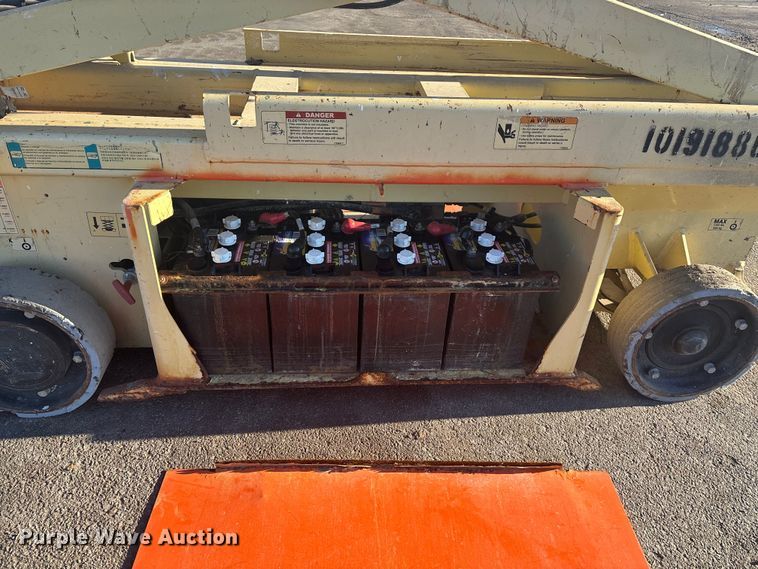 image for item FG1619 2016 JLG 1932 RS Scissor lift