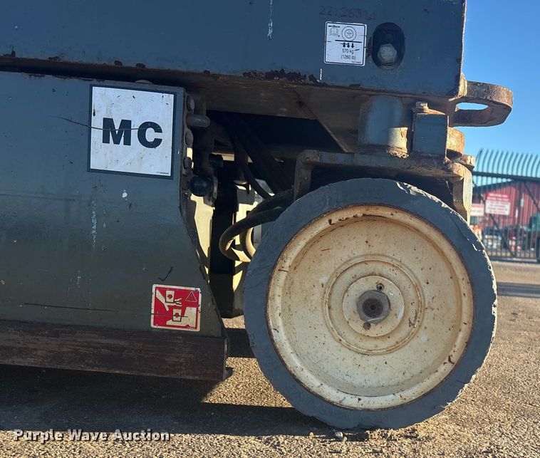 image for item FG1620 2018 Skyjack SJIII 3219 scissor lift