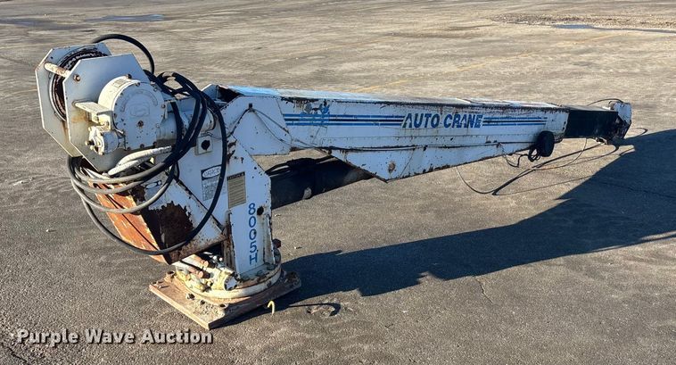 image for item FG1623 Auto Crane 8005H crane