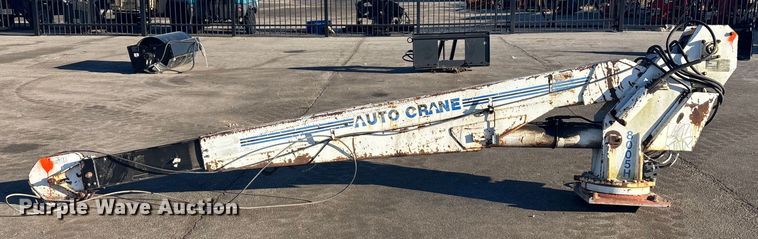 image for item FG1623 Auto Crane 8005H crane