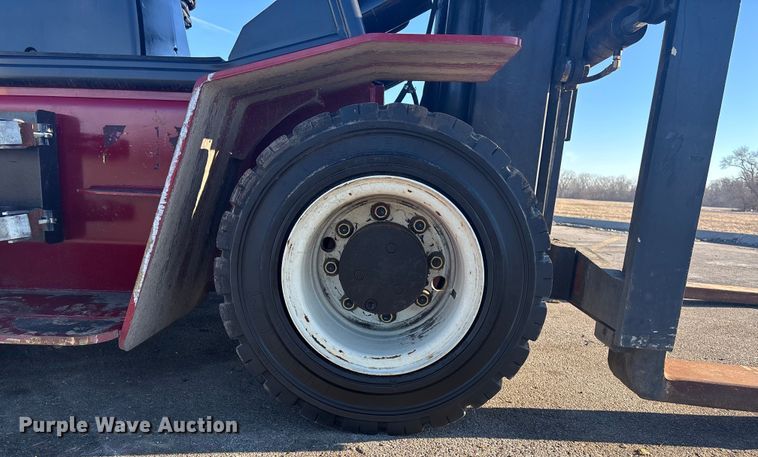 image for item FG1624 Clark C75L forklift