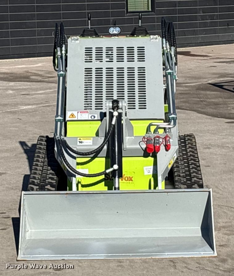 image for item FG1627 2025 Starvox SV-480 compact utility loader