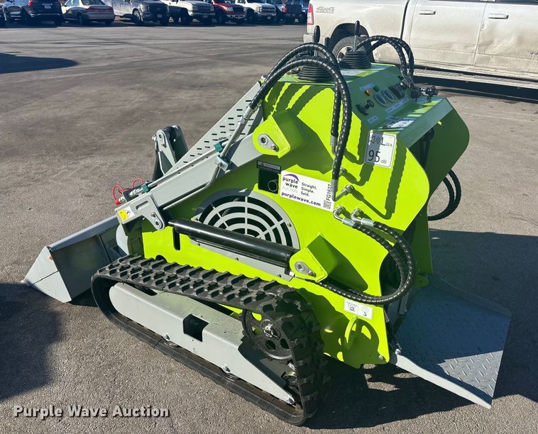 image for item FG1627 2025 Starvox SV-480 compact utility loader