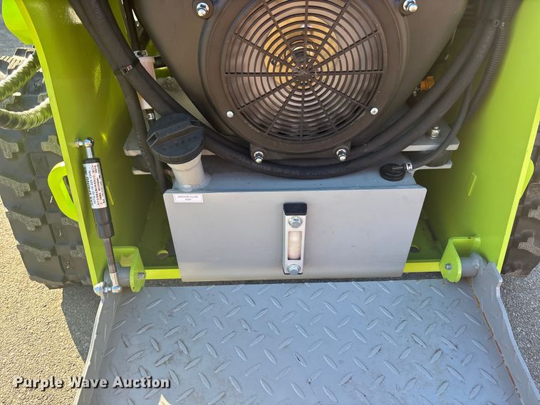 image for item FG1627 2025 Starvox SV-480 compact utility loader