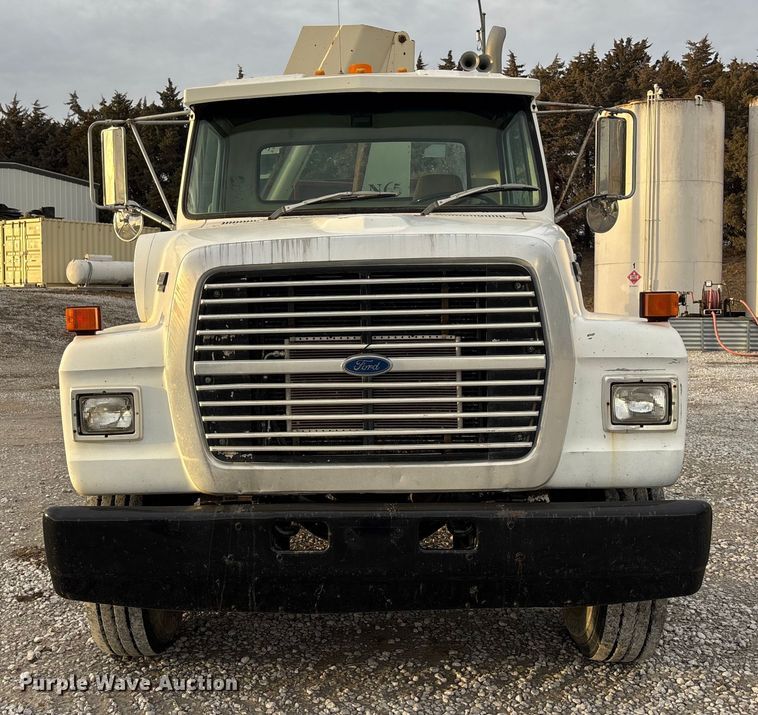 image for item FG1635 1988 Ford LN8000 crane truck