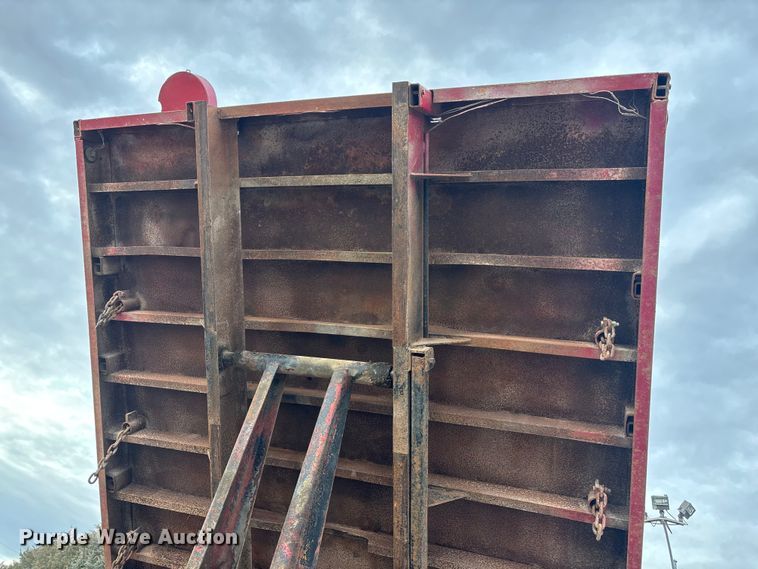 image for item FG1635 1988 Ford LN8000 crane truck