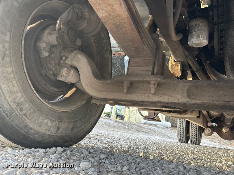 image for item FG1635 1988 Ford LN8000 crane truck