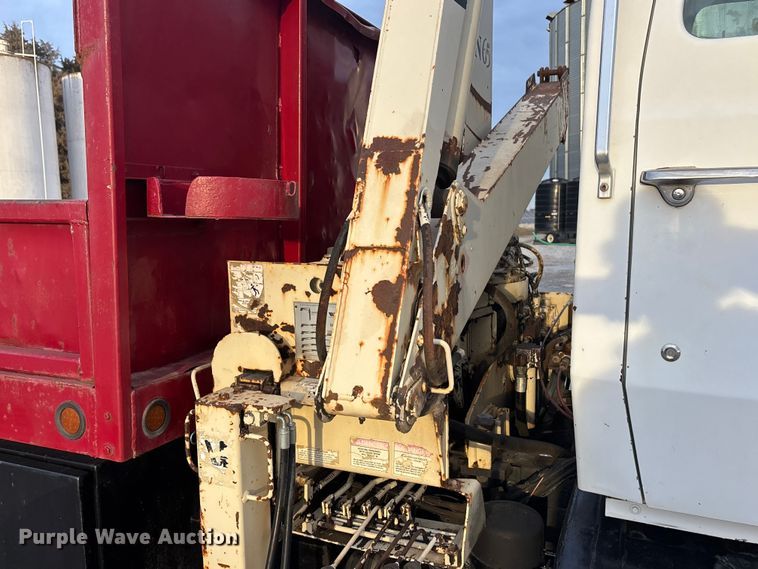 image for item FG1635 1988 Ford LN8000 crane truck