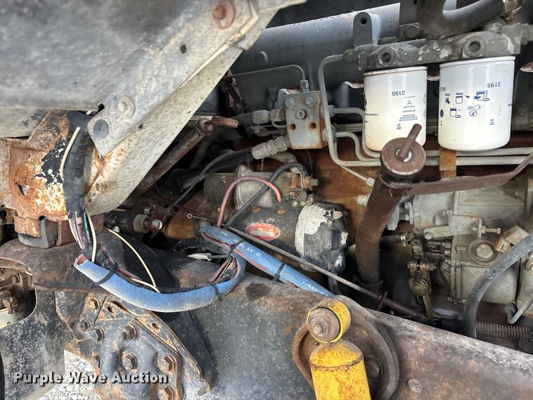 image for item FG1635 1988 Ford LN8000 crane truck