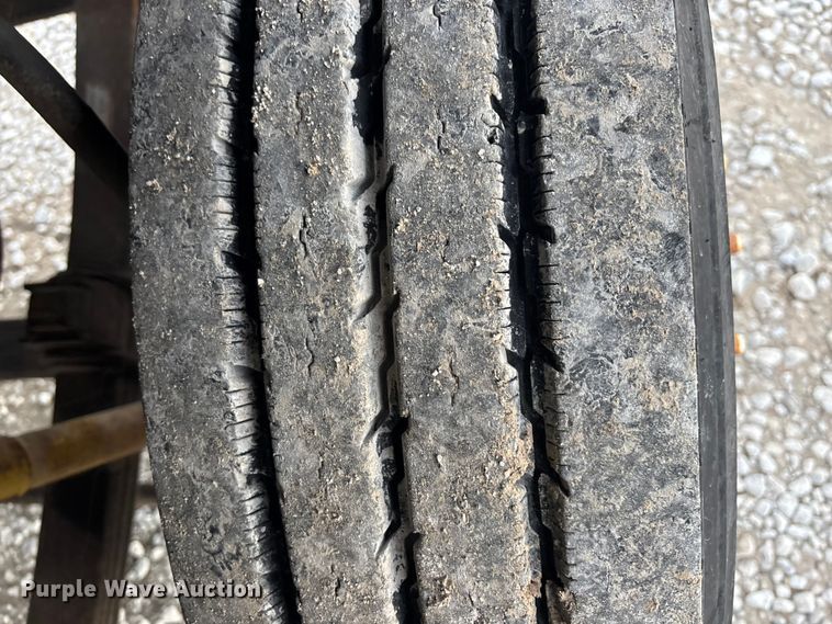 image for item FG1635 1988 Ford LN8000 crane truck