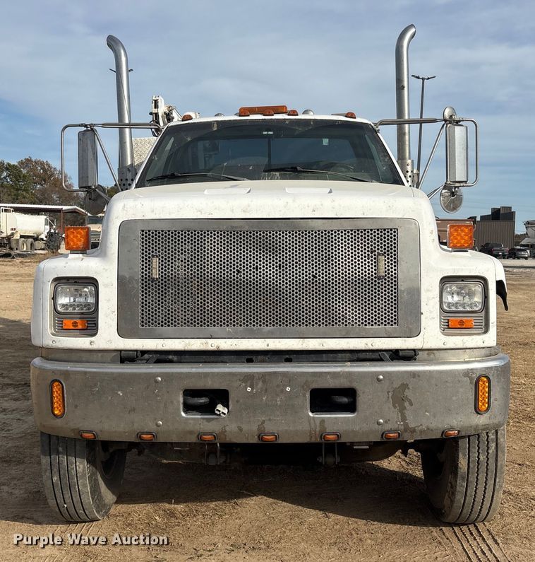 image for item FI0055 1994 GMC TopKick C6500 utility / service truck