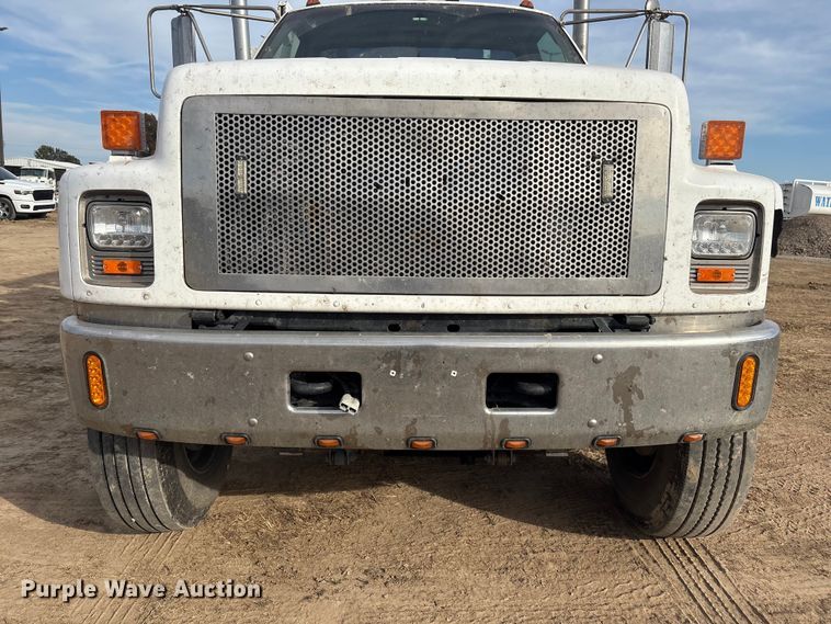 image for item FI0055 1994 GMC TopKick C6500 utility / service truck