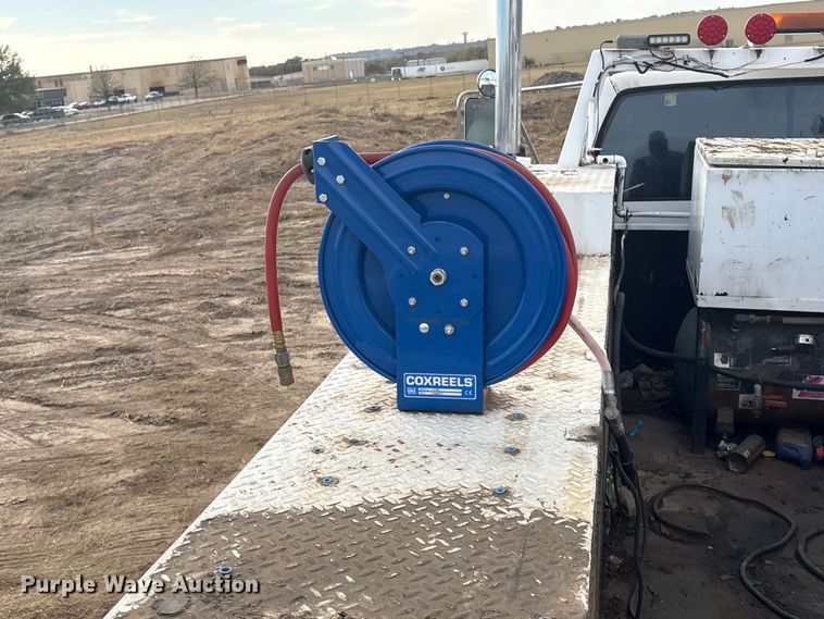 image for item FI0055 1994 GMC TopKick C6500 utility / service truck