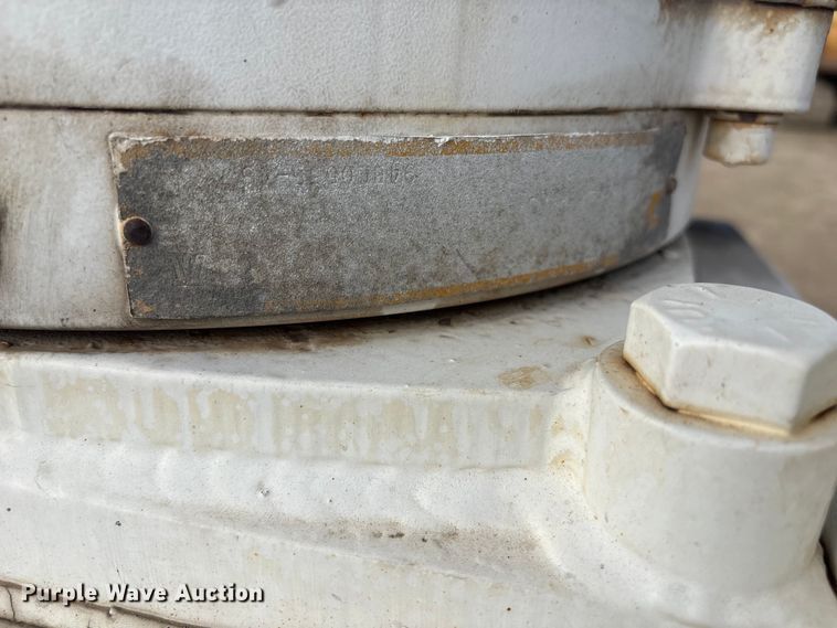 image for item FI0055 1994 GMC TopKick C6500 utility / service truck