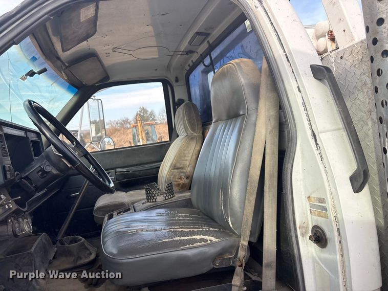 image for item FI0055 1994 GMC TopKick C6500 utility / service truck