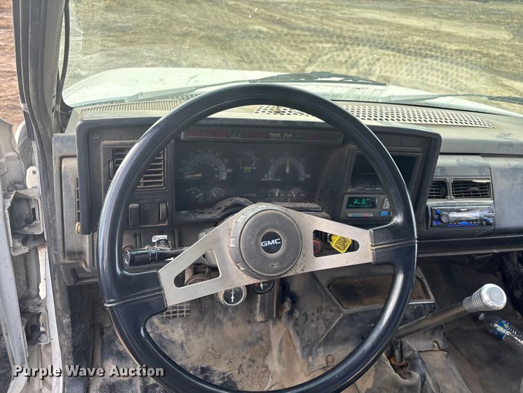 image for item FI0055 1994 GMC TopKick C6500 utility / service truck