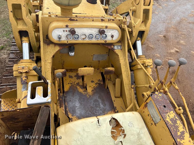 image for item FI0064 Caterpillar 955 H track loader