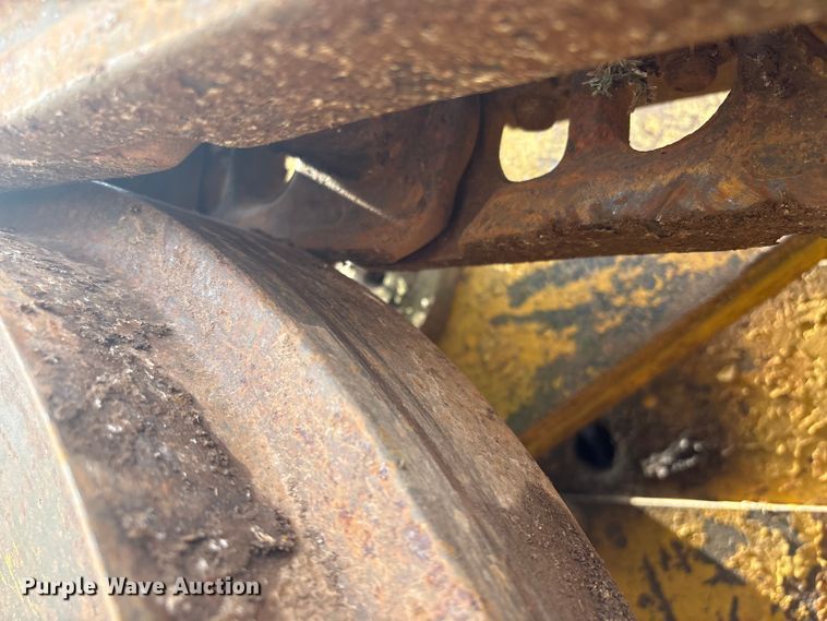 image for item FI0064 Caterpillar 955 H track loader