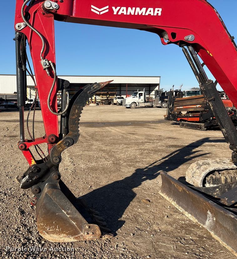 image for item FI0073 Yanmar VIO55-6A mini excavator