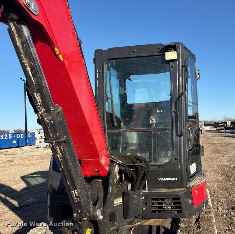 image for item FI0073 Yanmar VIO55-6A mini excavator