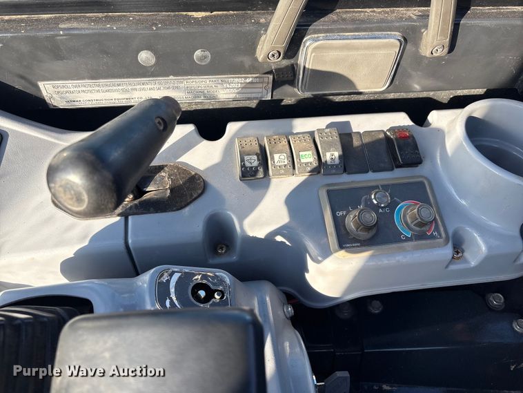 image for item FI0073 Yanmar VIO55-6A mini excavator