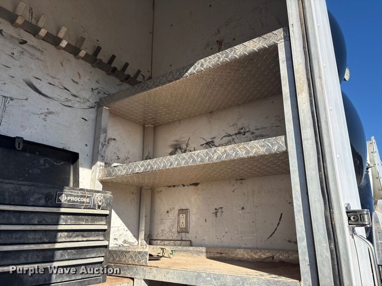 image for item FI0075 2016 Western Star 4900 hydrovac truck