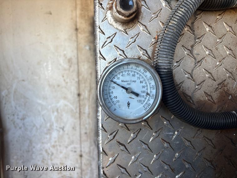 image for item FI0075 2016 Western Star 4900 hydrovac truck