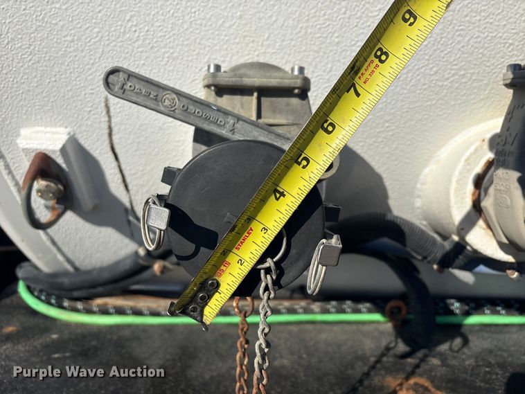 image for item FI0075 2016 Western Star 4900 hydrovac truck