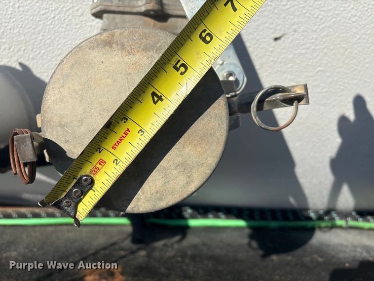 image for item FI0075 2016 Western Star 4900 hydrovac truck