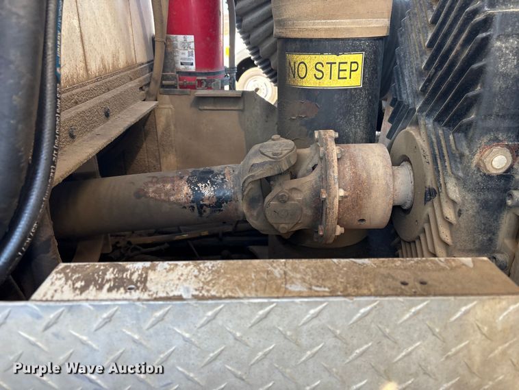 image for item FI0075 2016 Western Star 4900 hydrovac truck