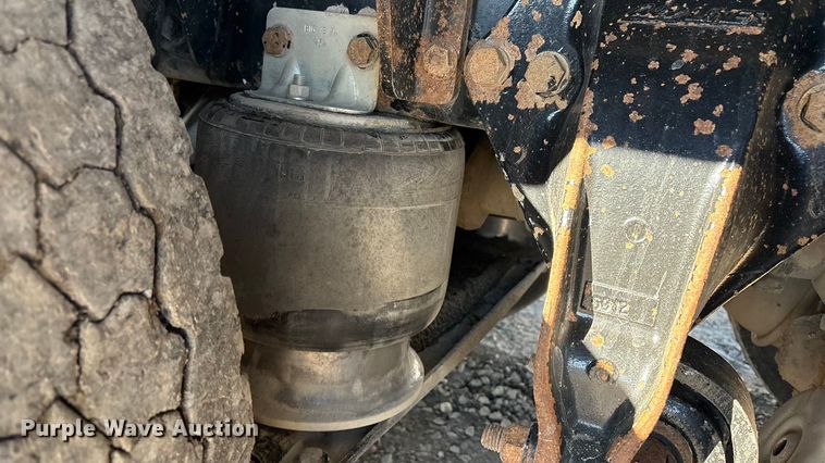 image for item FI0075 2016 Western Star 4900 hydrovac truck