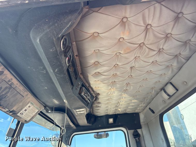 image for item FI0075 2016 Western Star 4900 hydrovac truck