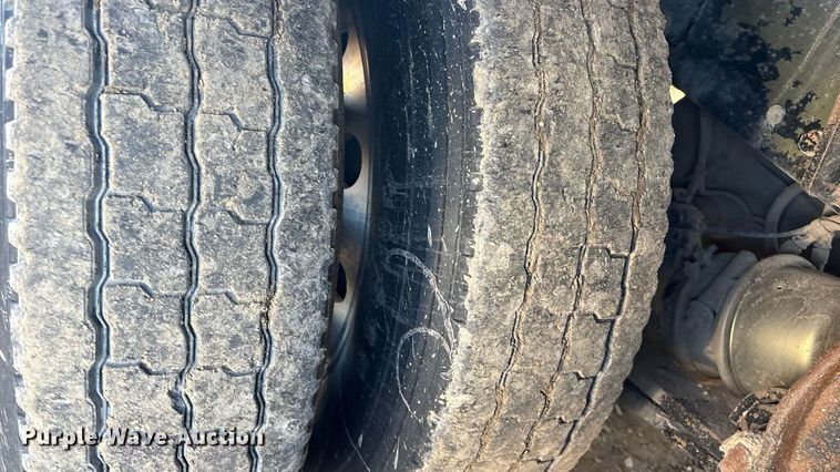 image for item FI0075 2016 Western Star 4900 hydrovac truck