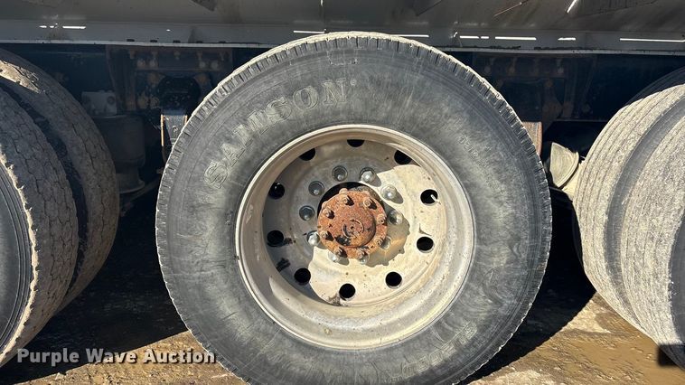 image for item FI0075 2016 Western Star 4900 hydrovac truck