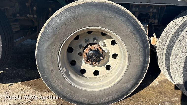 image for item FI0075 2016 Western Star 4900 hydrovac truck