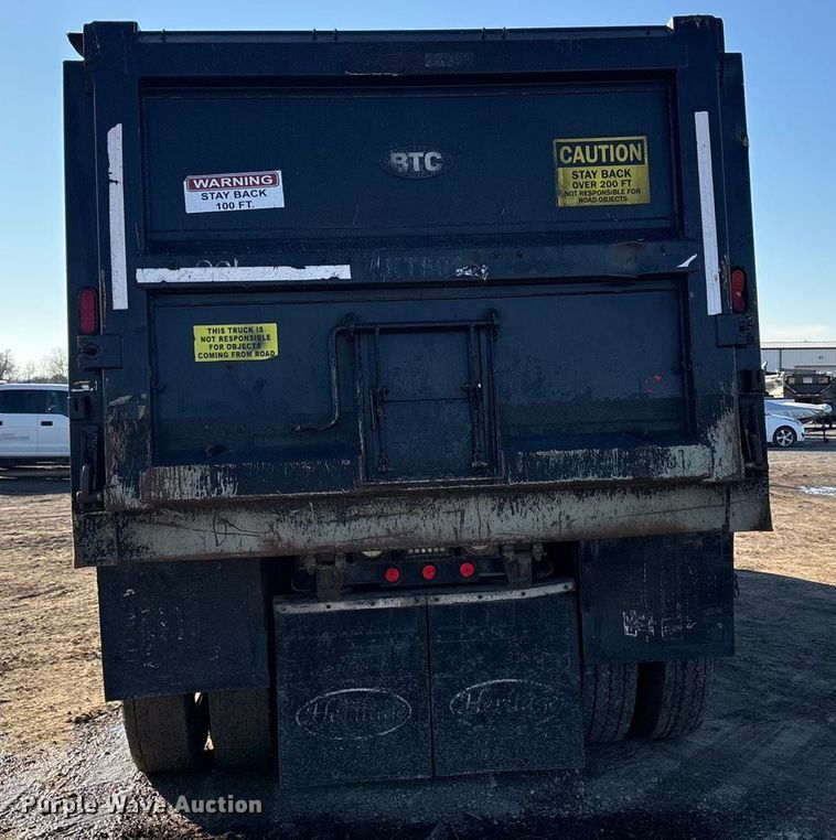 image for item FI0076 2018 Kenworth T880 dump truck