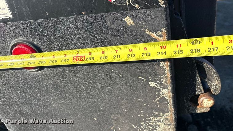 image for item FI0076 2018 Kenworth T880 dump truck