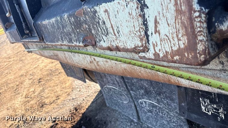 image for item FI0076 2018 Kenworth T880 dump truck