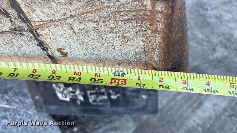 image for item FI0076 2018 Kenworth T880 dump truck