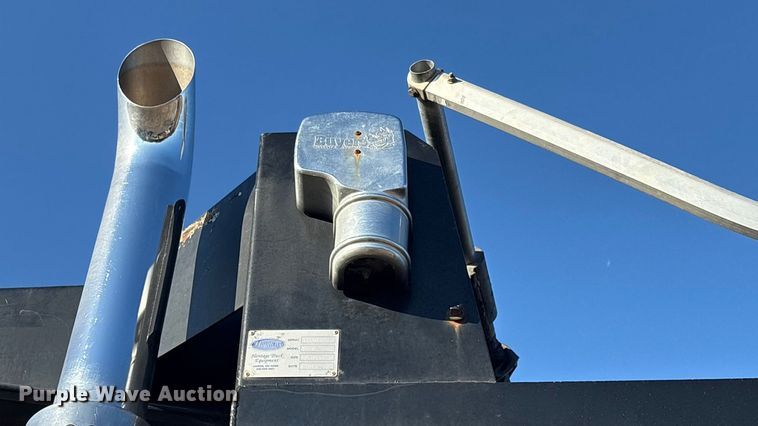 image for item FI0076 2018 Kenworth T880 dump truck