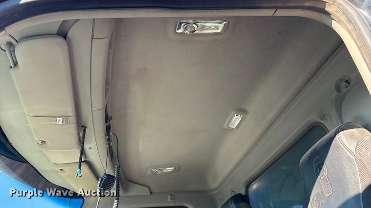 image for item FI0076 2018 Kenworth T880 dump truck