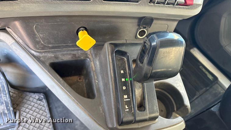 image for item FI0076 2018 Kenworth T880 dump truck