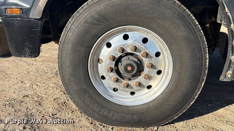 image for item FI0076 2018 Kenworth T880 dump truck