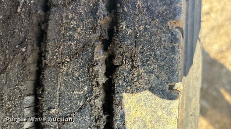 image for item FI0076 2018 Kenworth T880 dump truck