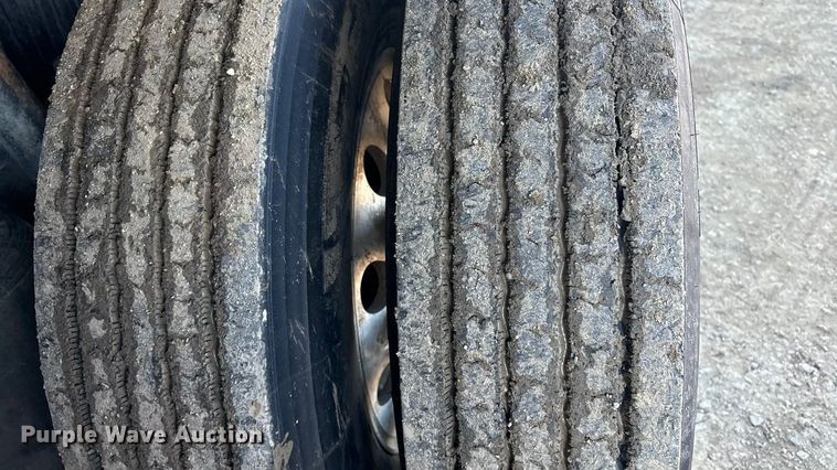 image for item FI0076 2018 Kenworth T880 dump truck